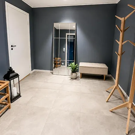 New Architecturally Designed Atrium House With Stunning View Villa *
